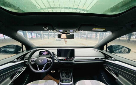 Volkswagen ID.4, 2022 год, 2 200 000 рублей, 7 фотография