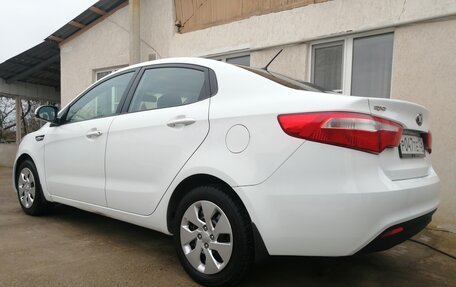 KIA Rio III рестайлинг, 2014 год, 850 000 рублей, 5 фотография