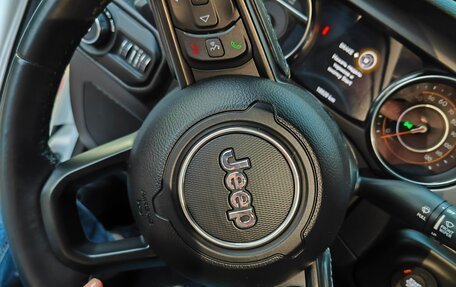 Jeep Wrangler, 2021 год, 6 200 000 рублей, 17 фотография