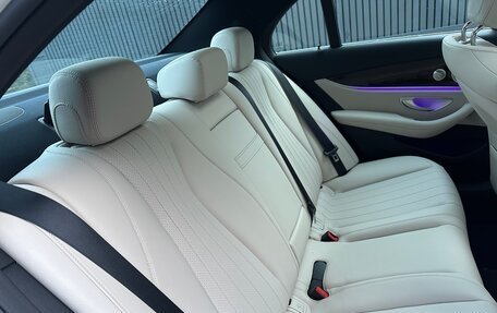 Mercedes-Benz E-Класс, 2022 год, 5 490 000 рублей, 15 фотография