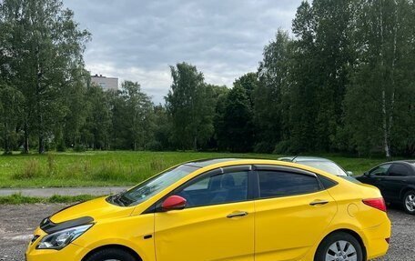 Hyundai Solaris II рестайлинг, 2015 год, 550 000 рублей, 2 фотография