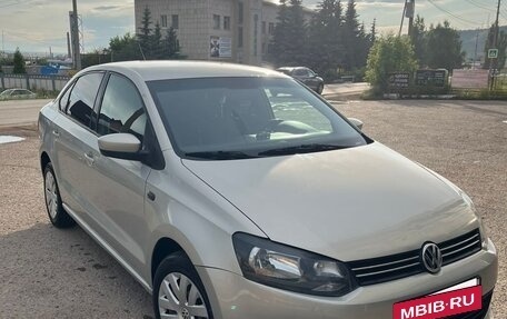Volkswagen Polo VI (EU Market), 2014 год, 710 000 рублей, 2 фотография