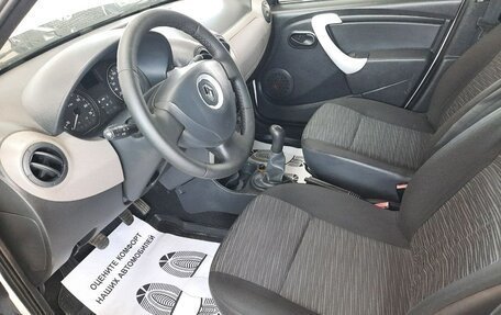 Renault Logan I, 2010 год, 550 000 рублей, 7 фотография