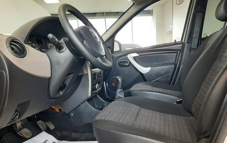 Renault Logan I, 2010 год, 550 000 рублей, 8 фотография