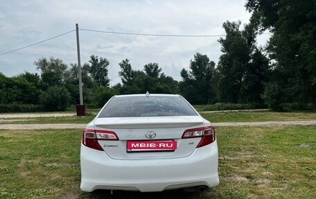 Toyota Camry, 2014 год, 2 000 000 рублей, 11 фотография