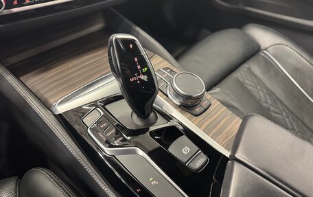 BMW 5 серия, 2019 год, 4 490 000 рублей, 16 фотография