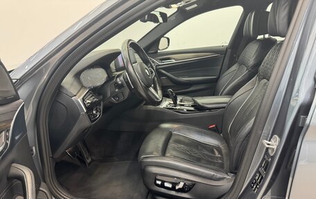 BMW 5 серия, 2019 год, 4 490 000 рублей, 14 фотография