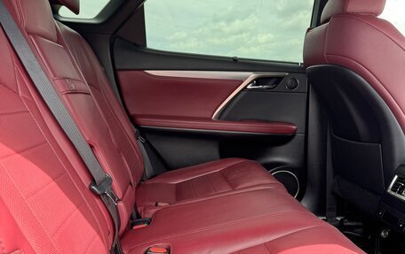 Lexus RX IV рестайлинг, 2018 год, 3 800 000 рублей, 12 фотография