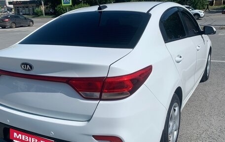 KIA Rio IV, 2019 год, 1 350 000 рублей, 6 фотография