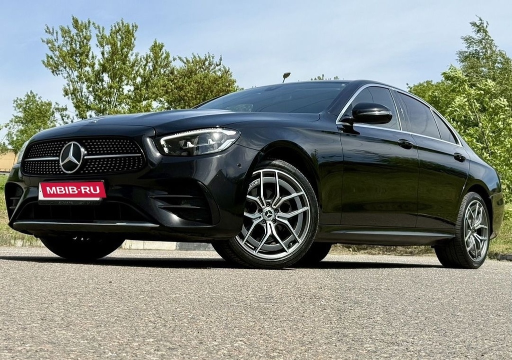 Mercedes-Benz E-Класс, 2020 год, 4 000 000 рублей, 2 фотография