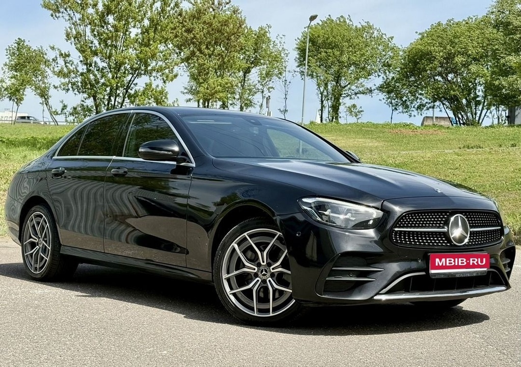 Mercedes-Benz E-Класс, 2020 год, 4 000 000 рублей, 4 фотография