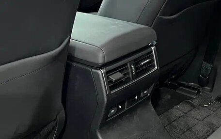 Lexus GX, 2024 год, 13 150 000 рублей, 18 фотография