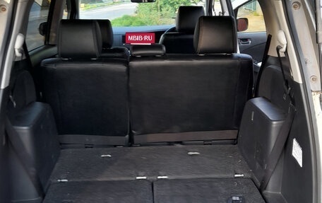 Toyota ISis I, 2013 год, 1 650 000 рублей, 4 фотография
