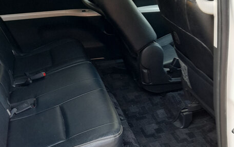 Toyota ISis I, 2013 год, 1 650 000 рублей, 7 фотография