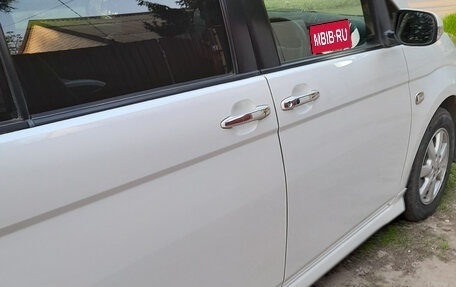 Toyota ISis I, 2013 год, 1 650 000 рублей, 13 фотография