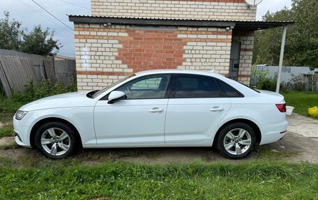 Audi A4, 2017 год, 2 000 000 рублей, 5 фотография