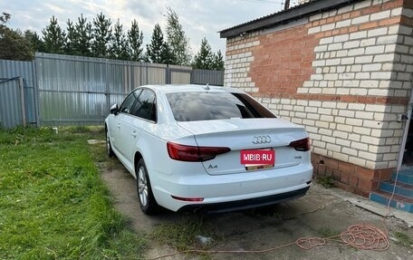 Audi A4, 2017 год, 2 000 000 рублей, 4 фотография