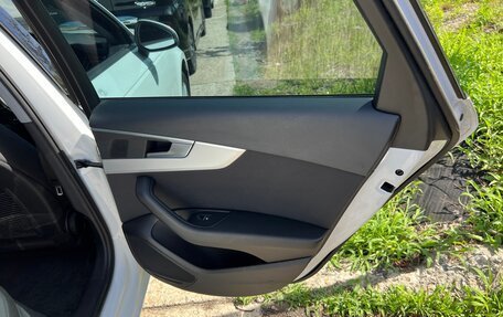 Audi A4, 2017 год, 2 000 000 рублей, 8 фотография