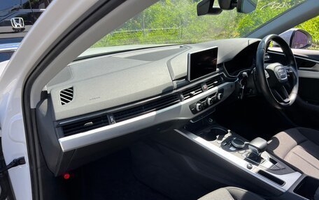 Audi A4, 2017 год, 2 000 000 рублей, 15 фотография