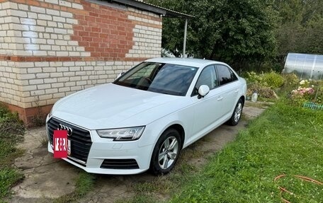 Audi A4, 2017 год, 2 000 000 рублей, 6 фотография