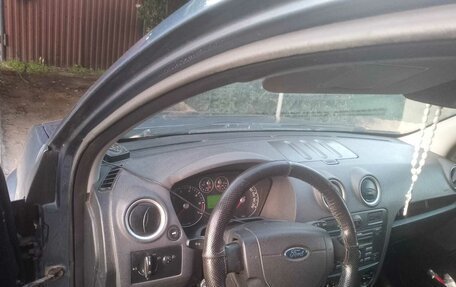 Ford Fusion I, 2006 год, 550 000 рублей, 4 фотография