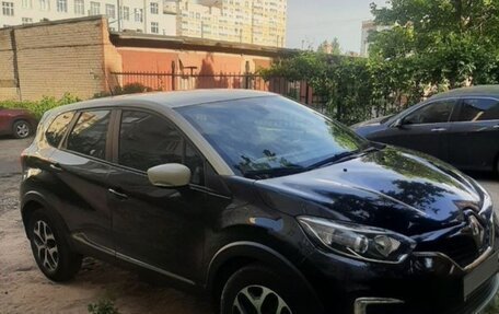 Renault Kaptur I рестайлинг, 2016 год, 1 500 000 рублей, 3 фотография