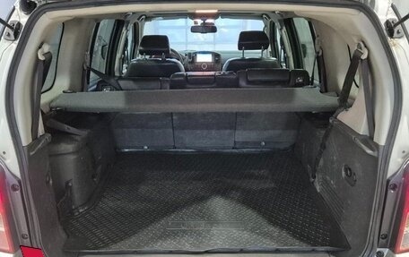 Nissan Pathfinder, 2012 год, 1 250 000 рублей, 12 фотография