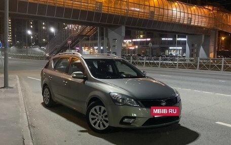 KIA cee'd I рестайлинг, 2012 год, 800 000 рублей, 12 фотография