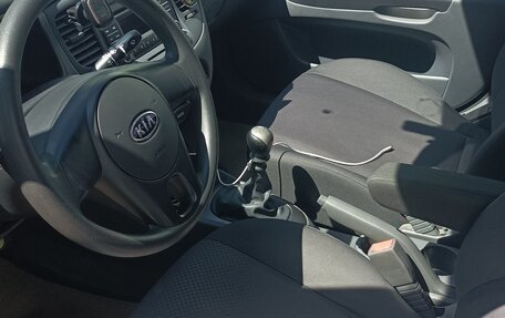 KIA Rio II, 2010 год, 593 000 рублей, 5 фотография