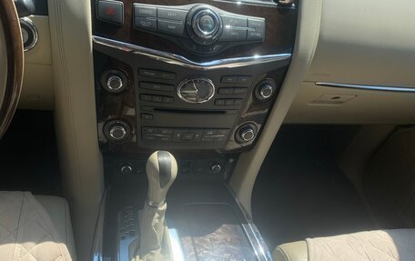 Infiniti QX56, 2011 год, 2 199 000 рублей, 15 фотография