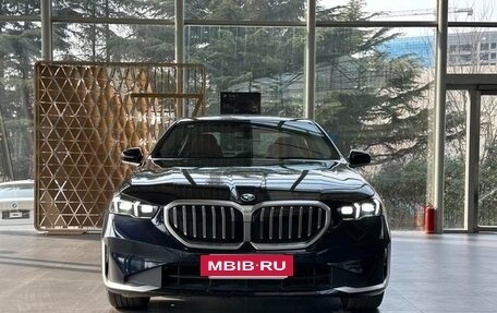 BMW 5 серия, 2025 год, 6 955 000 рублей, 13 фотография