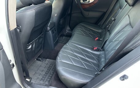 Infiniti FX II, 2010 год, 2 099 000 рублей, 11 фотография