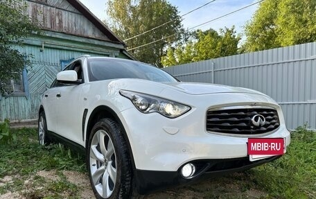 Infiniti FX II, 2010 год, 2 099 000 рублей, 3 фотография