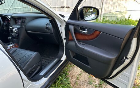 Infiniti FX II, 2010 год, 2 099 000 рублей, 18 фотография