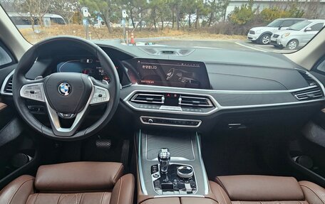 BMW X7, 2022 год, 7 690 000 рублей, 13 фотография