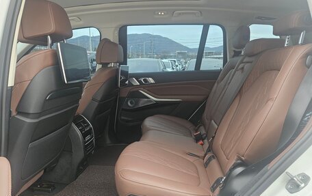 BMW X7, 2022 год, 7 690 000 рублей, 18 фотография