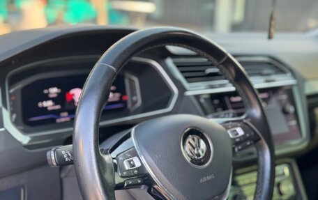 Volkswagen Tiguan II, 2020 год, 2 940 000 рублей, 5 фотография