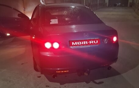 Honda Accord VII рестайлинг, 2006 год, 800 000 рублей, 1 фотография