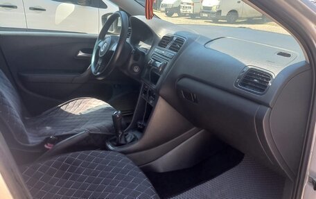 Volkswagen Polo VI (EU Market), 2012 год, 820 000 рублей, 12 фотография