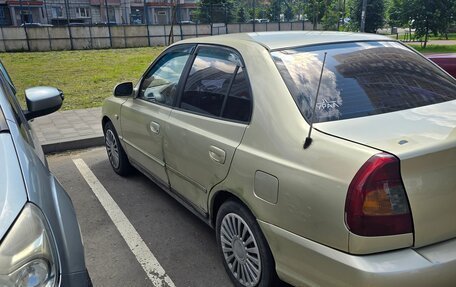 Hyundai Verna I, 1999 год, 185 000 рублей, 3 фотография