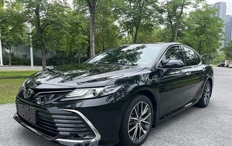 Toyota Camry, 2022 год, 2 800 000 рублей, 3 фотография