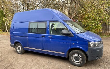 Volkswagen Transporter T5 рестайлинг, 2010 год, 2 050 000 рублей, 8 фотография
