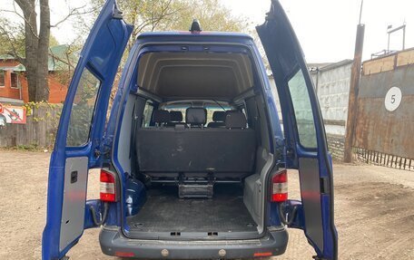 Volkswagen Transporter T5 рестайлинг, 2010 год, 2 050 000 рублей, 9 фотография
