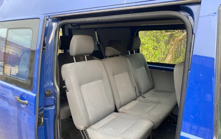 Volkswagen Transporter T5 рестайлинг, 2010 год, 2 050 000 рублей, 10 фотография