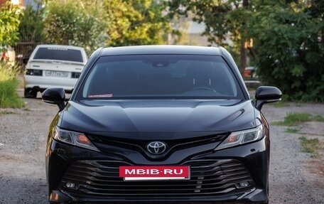 Toyota Camry, 2018 год, 2 200 000 рублей, 12 фотография