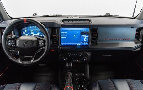 Ford Bronco, 2023 год, 14 900 000 рублей, 8 фотография