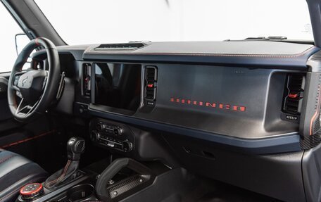 Ford Bronco, 2023 год, 14 900 000 рублей, 32 фотография