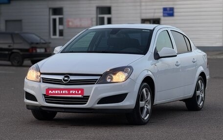 Opel Astra H, 2013 год, 900 000 рублей, 3 фотография