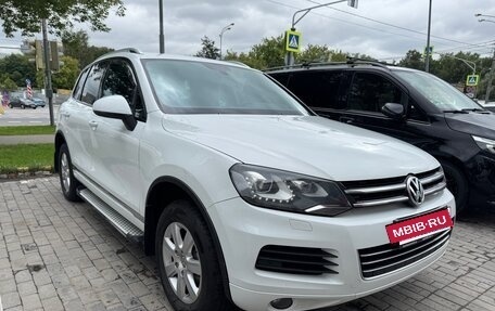 Volkswagen Touareg III, 2014 год, 2 690 000 рублей, 2 фотография