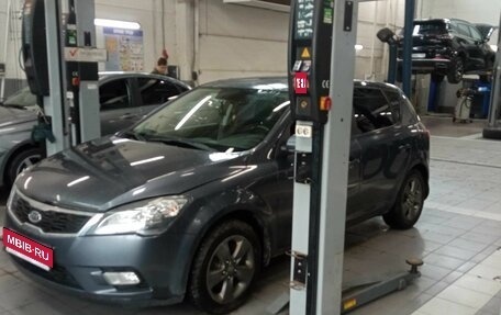 KIA cee'd I рестайлинг, 2010 год, 699 000 рублей, 1 фотография
